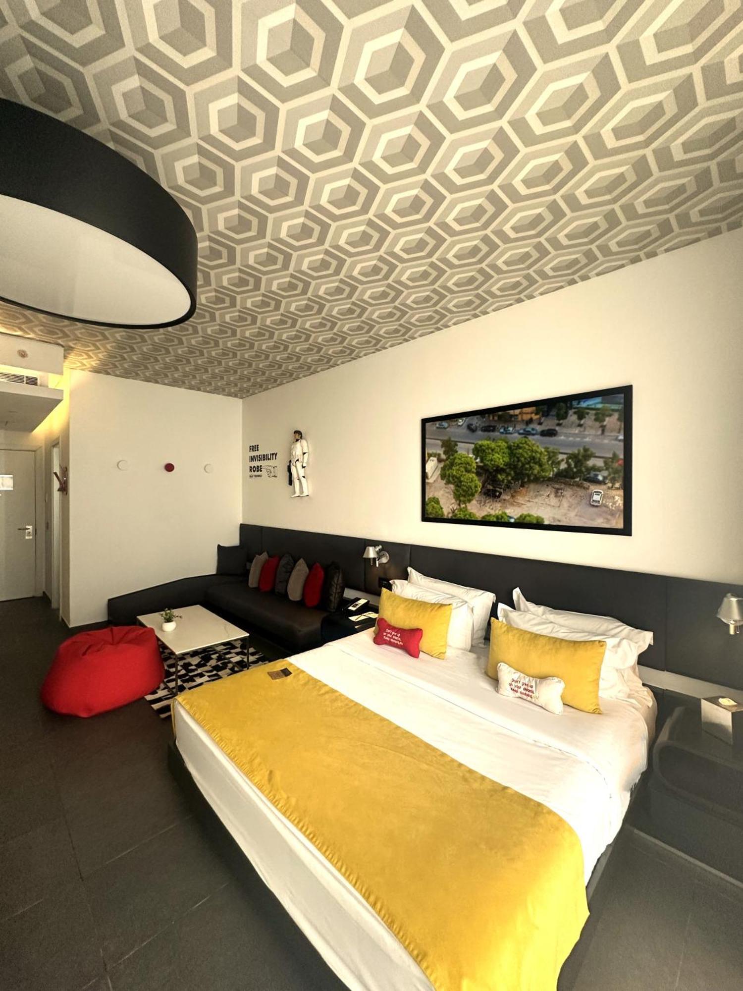 The Smallville Hotel Beirut Exterior photo