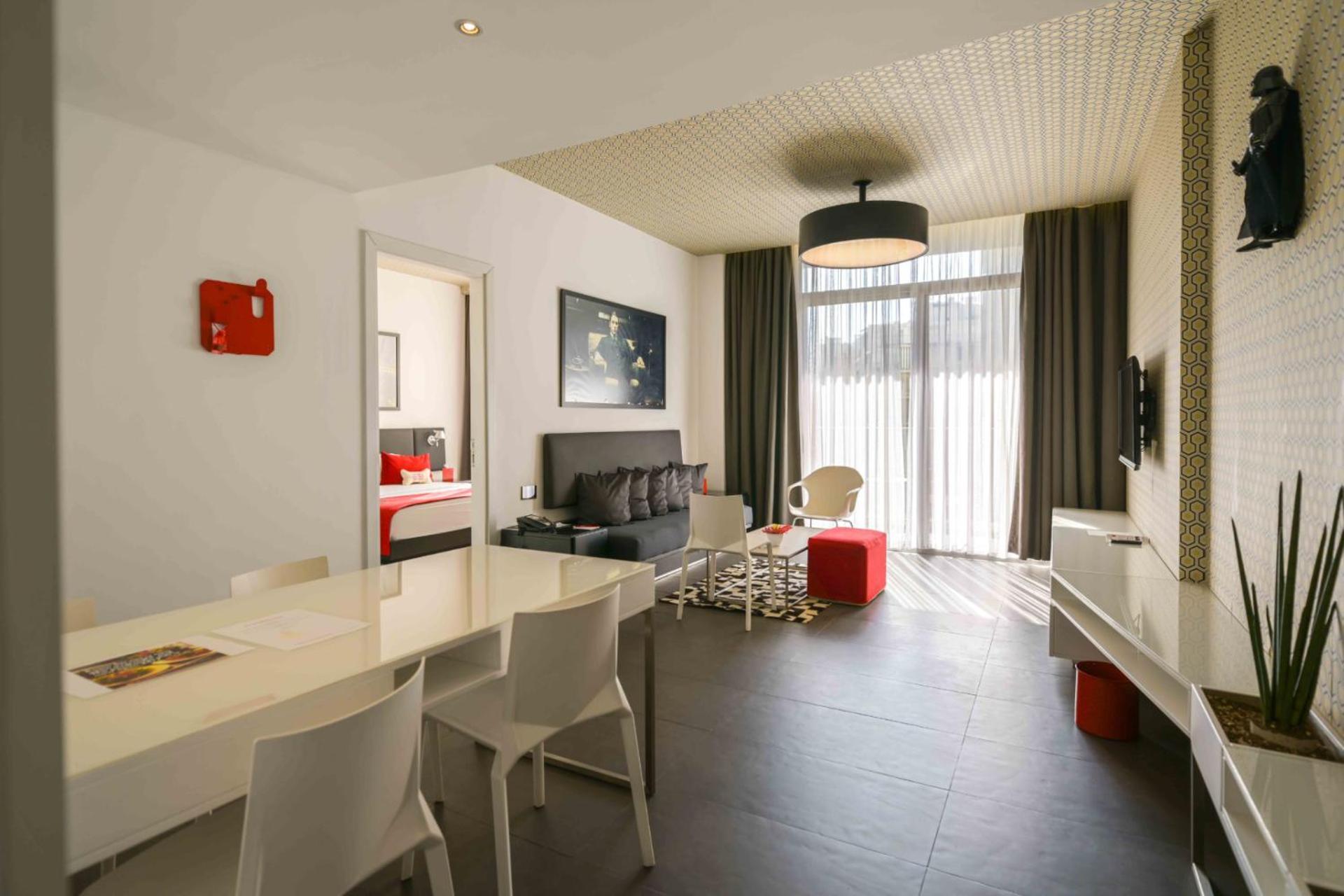 The Smallville Hotel Beirut Exterior photo